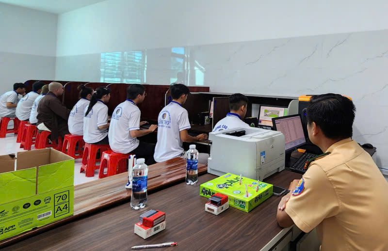 Thi Bằng Lái Xe 2025: Cập Nhật Quy Trình Và Miễn Thi Lý Thuyết