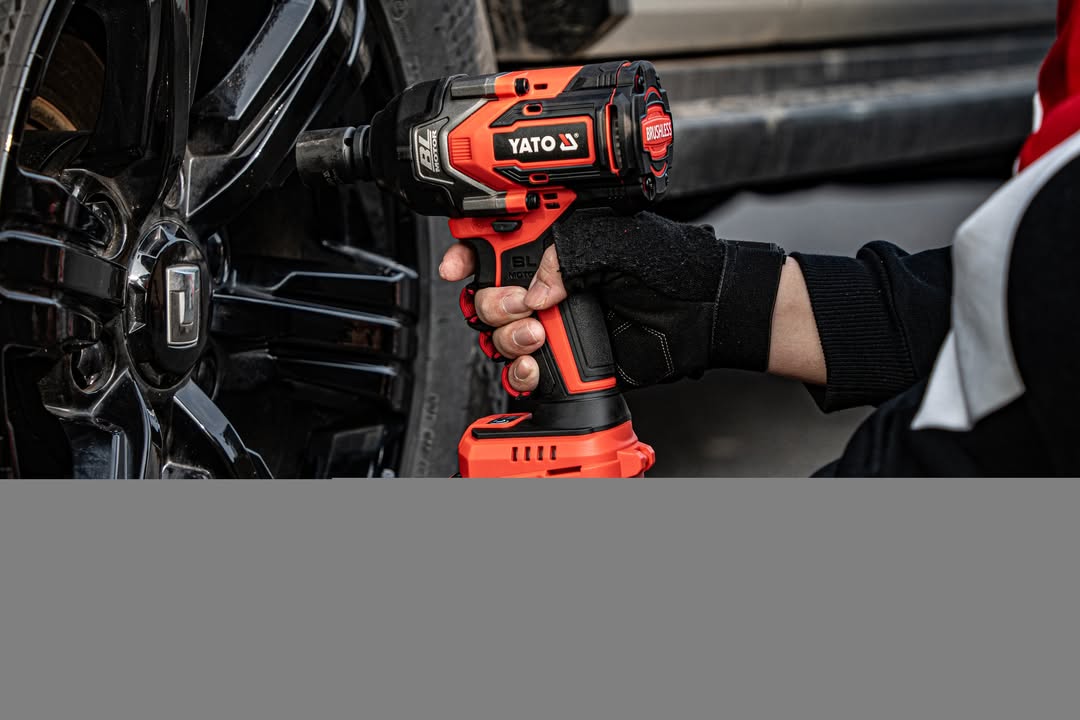 Súng Bắn Bu Lông Pin 20V và 21V: Khác Biệt Quan Trọng Cần Biết Súng Bắn Bu Lông Pin 20V và 21V: Khác Biệt Quan Trọng Cần Biết