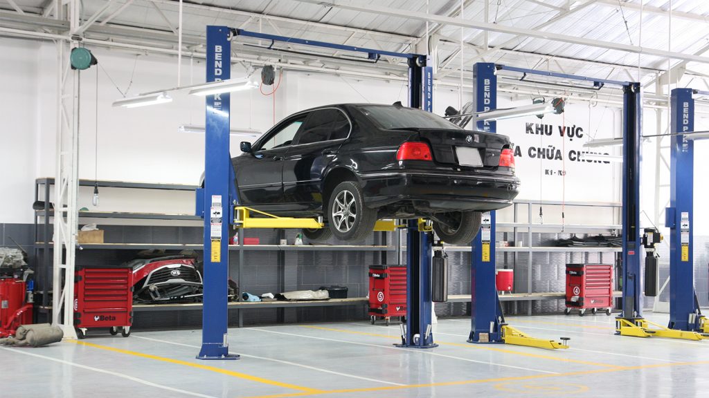 Gara Ô Tô 4.0: Tổng Quan Xu Hướng Quản Lý Và Phát Triển Năm 2025 Gara Ô Tô 4.0: Tổng Quan Xu Hướng Quản Lý Và Phát Triển Năm 2025