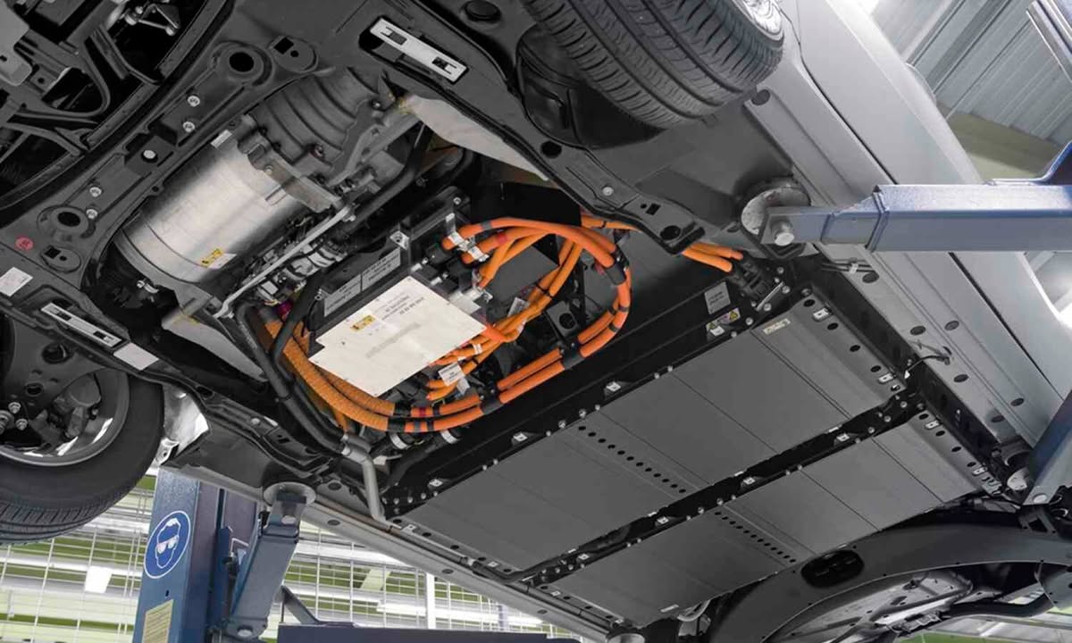 Trái Tim Xe Điện: Pin Và Công Nghệ Năng Lượng Giúp Xe Vận Hành Hiệu Quả Trái Tim Xe Điện: Pin Và Công Nghệ Năng Lượng Giúp Xe Vận Hành Hiệu Quả