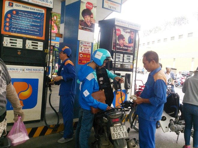 Xăng E10 Và A95: Ưu Nhược Điểm Cho Động Cơ, Chi Phí, Môi Trường Xe Bạn Xăng E10 Và A95: Ưu Nhược Điểm Cho Động Cơ, Chi Phí, Môi Trường Xe Bạn